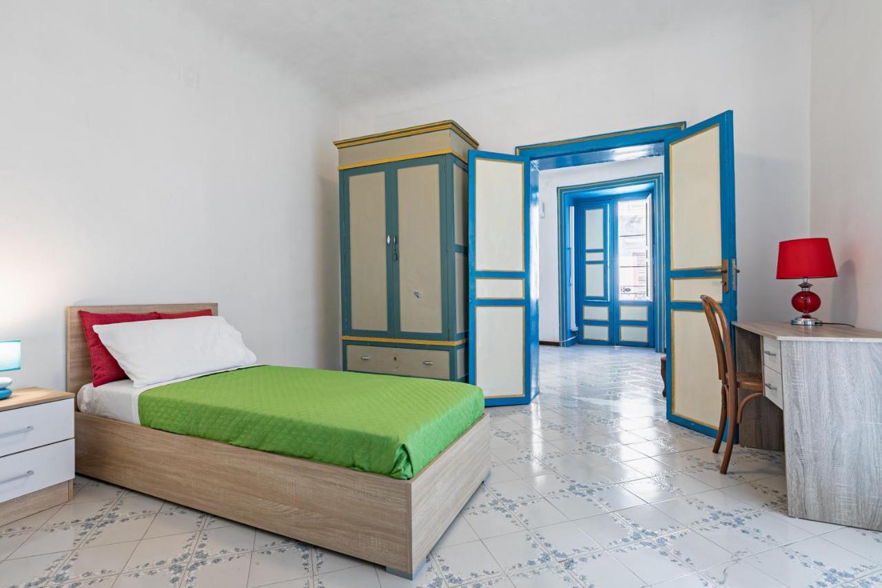 Piazza Pretoria & Quattro Canti Roomy Flats With Balconies Palermo Exterior photo