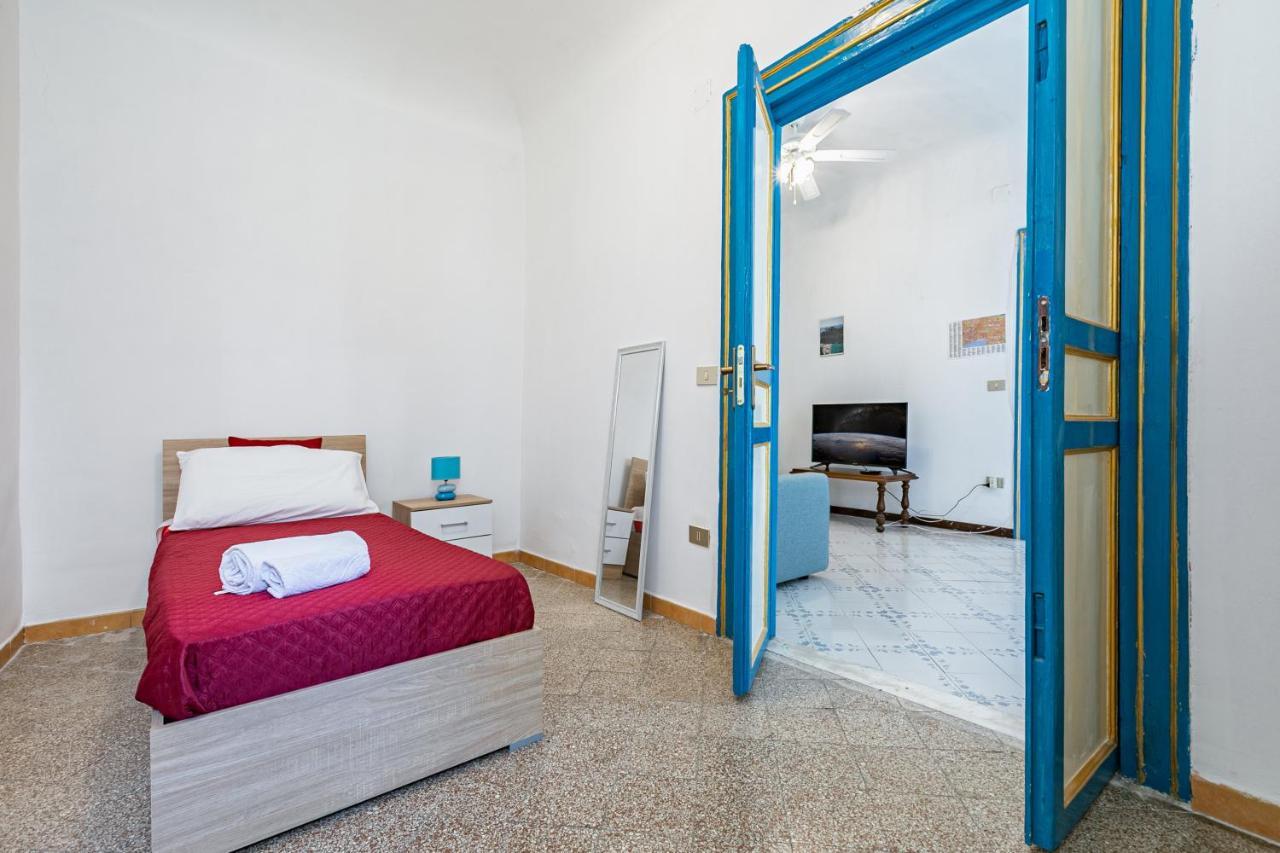 Piazza Pretoria & Quattro Canti Roomy Flats With Balconies Palermo Exterior photo